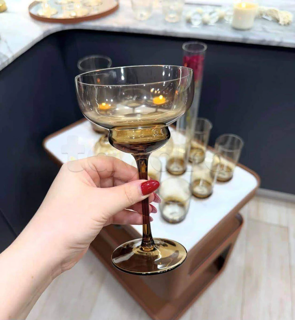 Verre à cocktail en verre fumé 6 ps