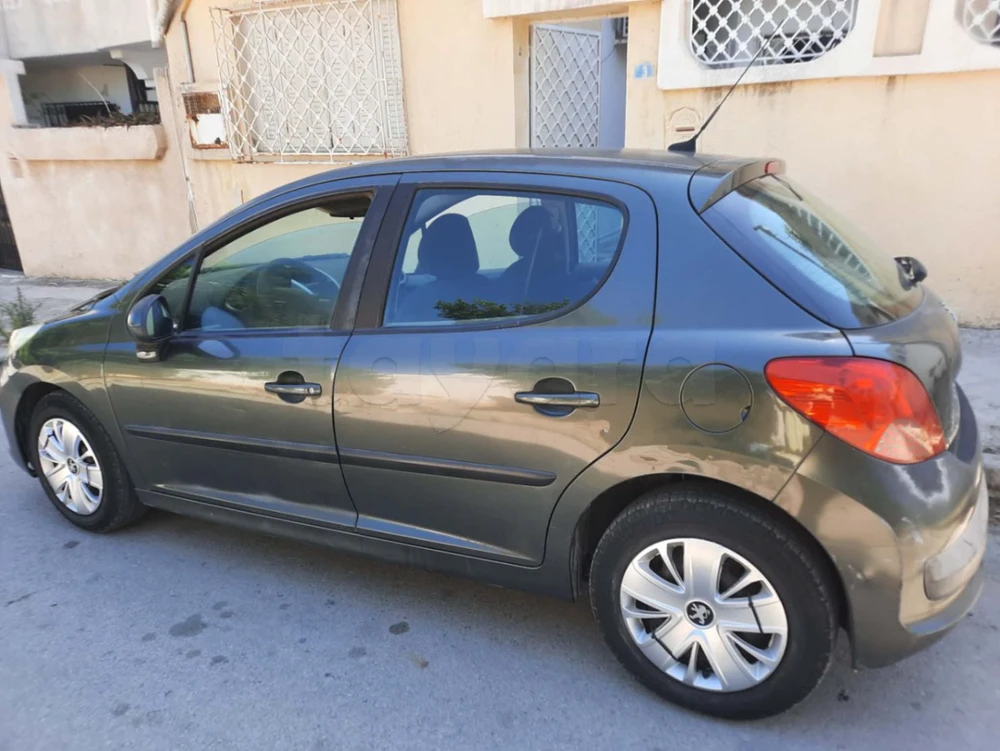 Peugeot 207