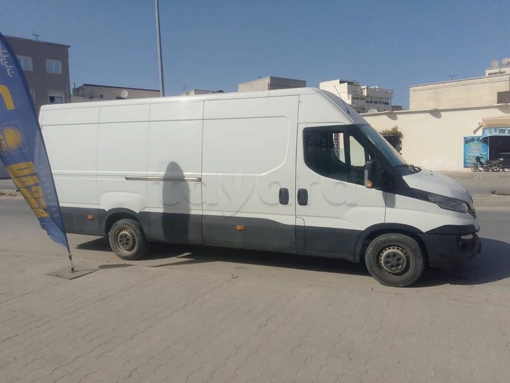 Carte voiture IVECO Daily