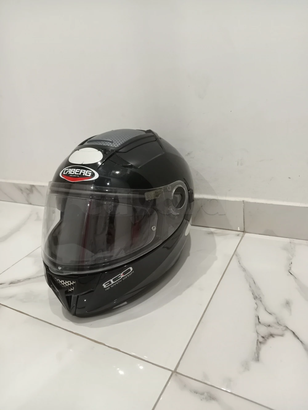 casque moto importe comme neuf