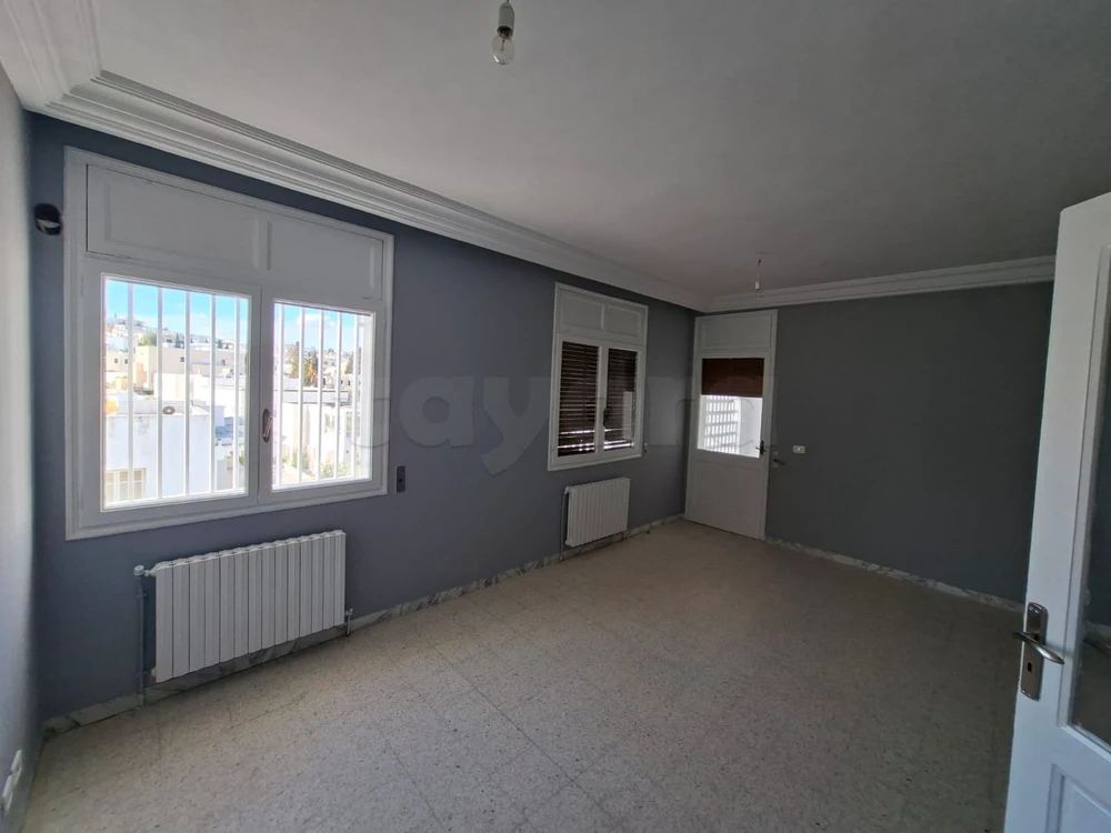 Appartement S+3 à Menzah 9b