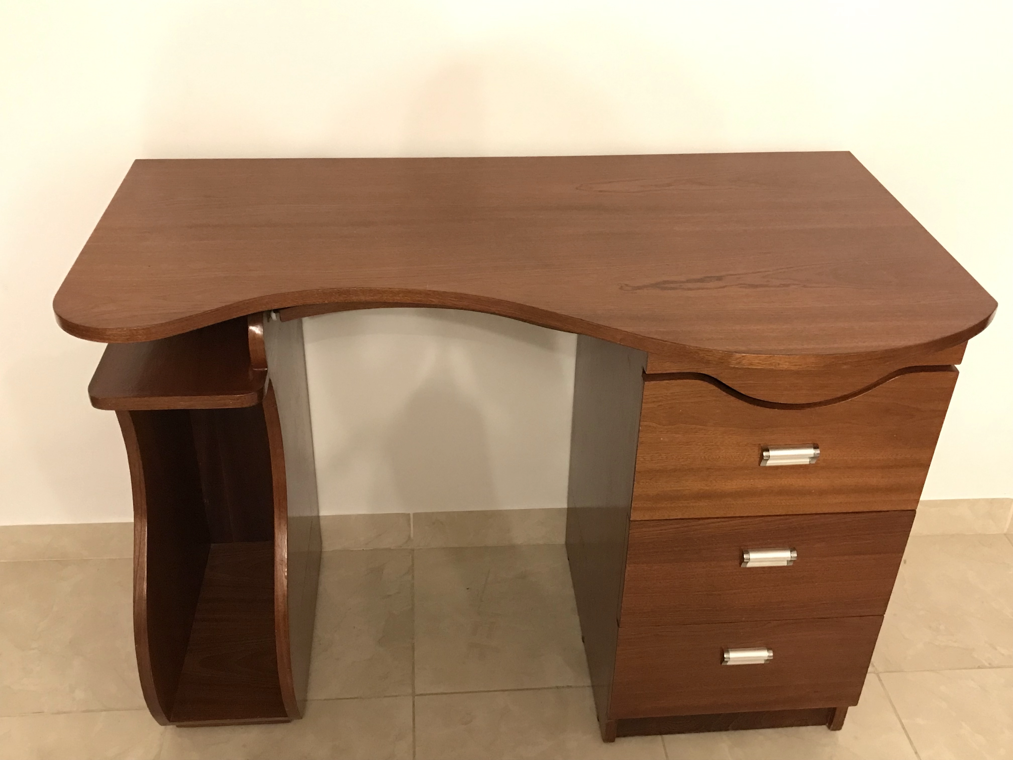 Bureau en bois