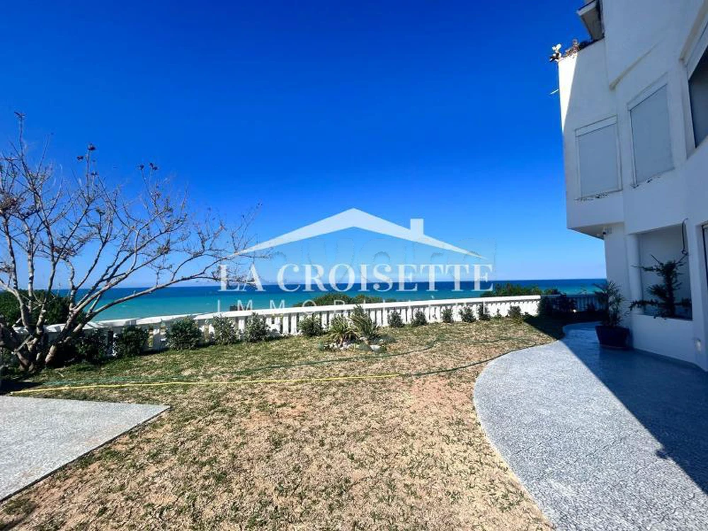 Appartement s3 vue sur mer à louer à Gammarth MAL2272