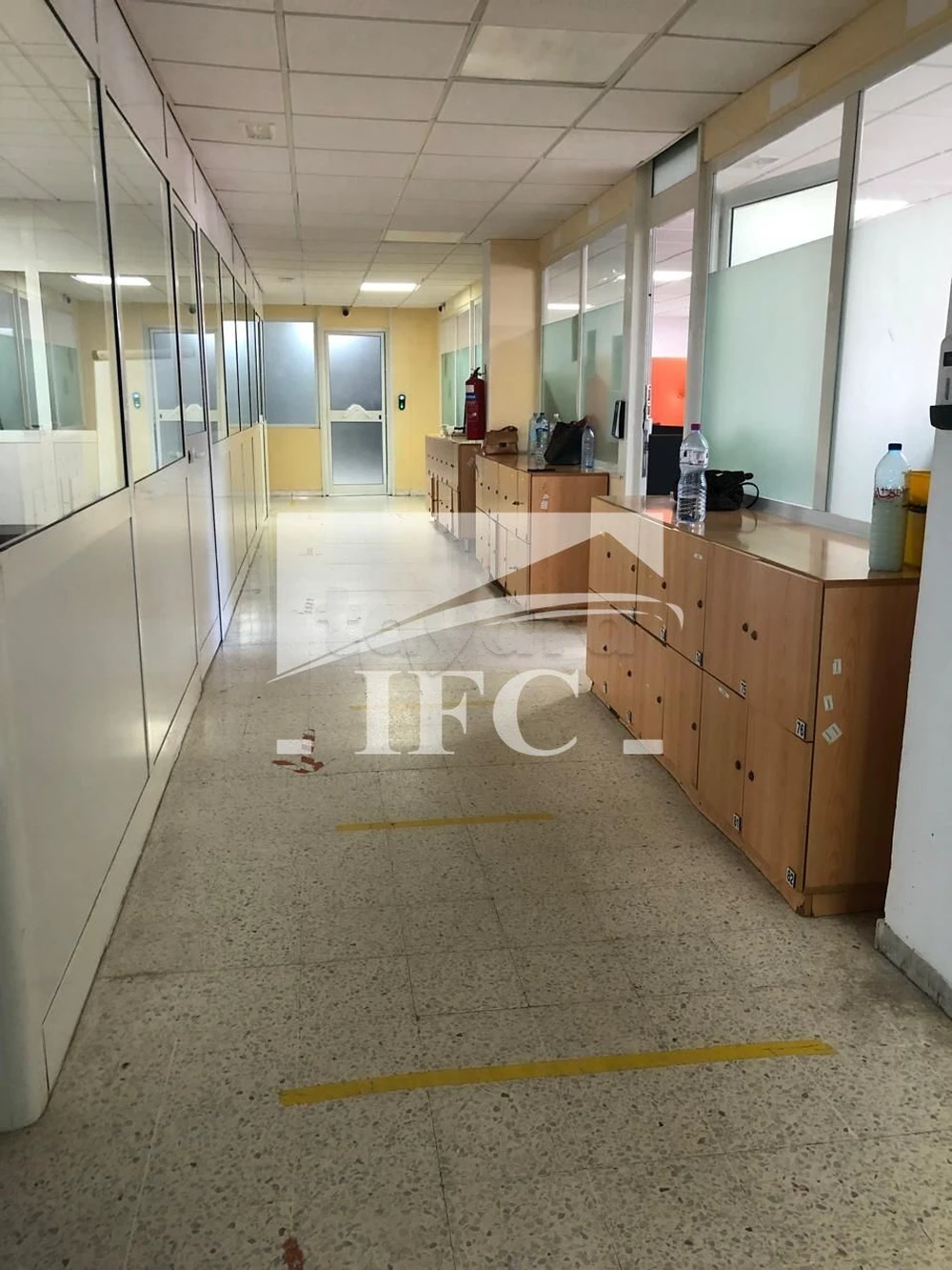 Etage à louer-650m²-charguia 2-IFCC152