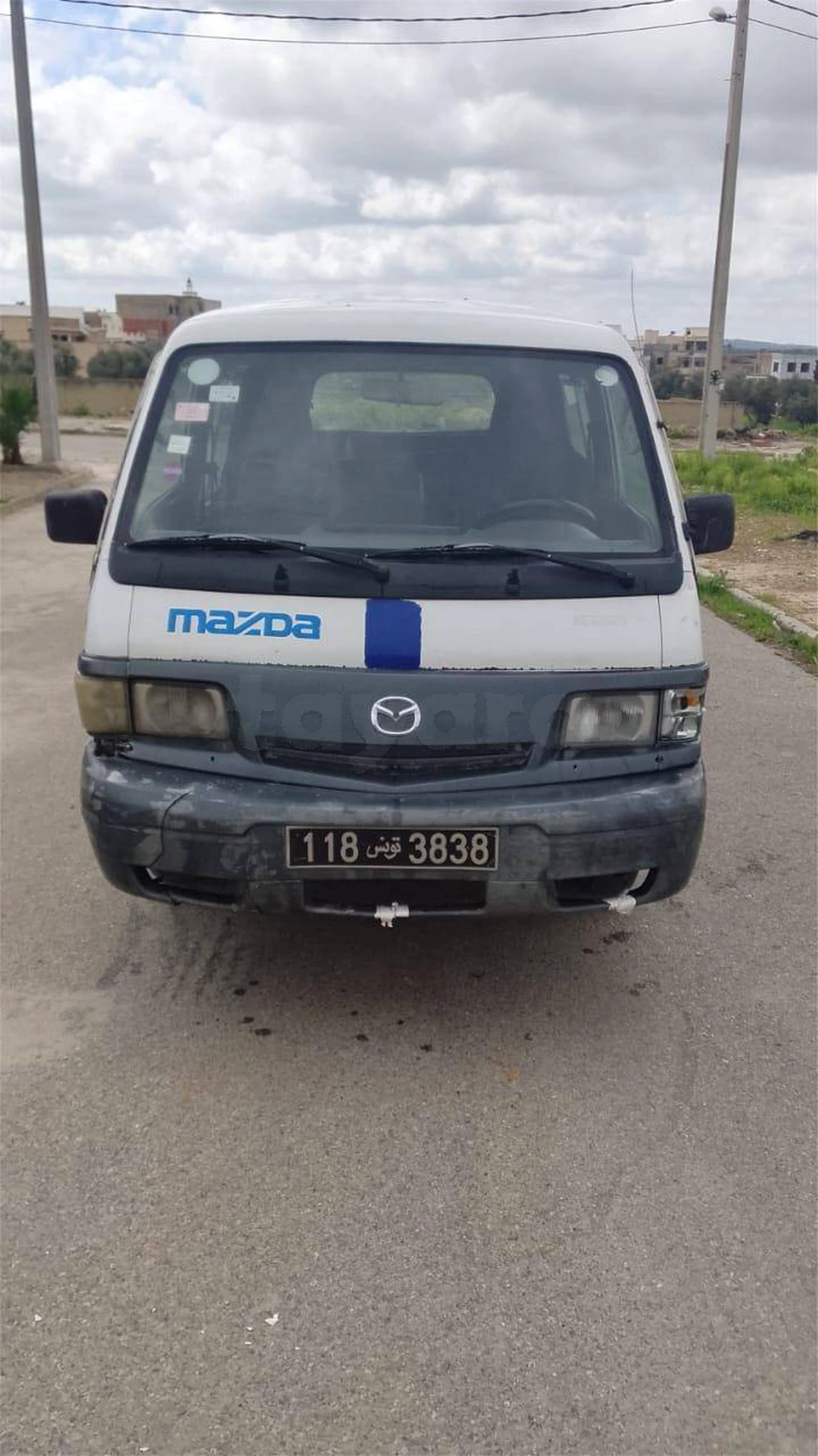 Mazda E2000
