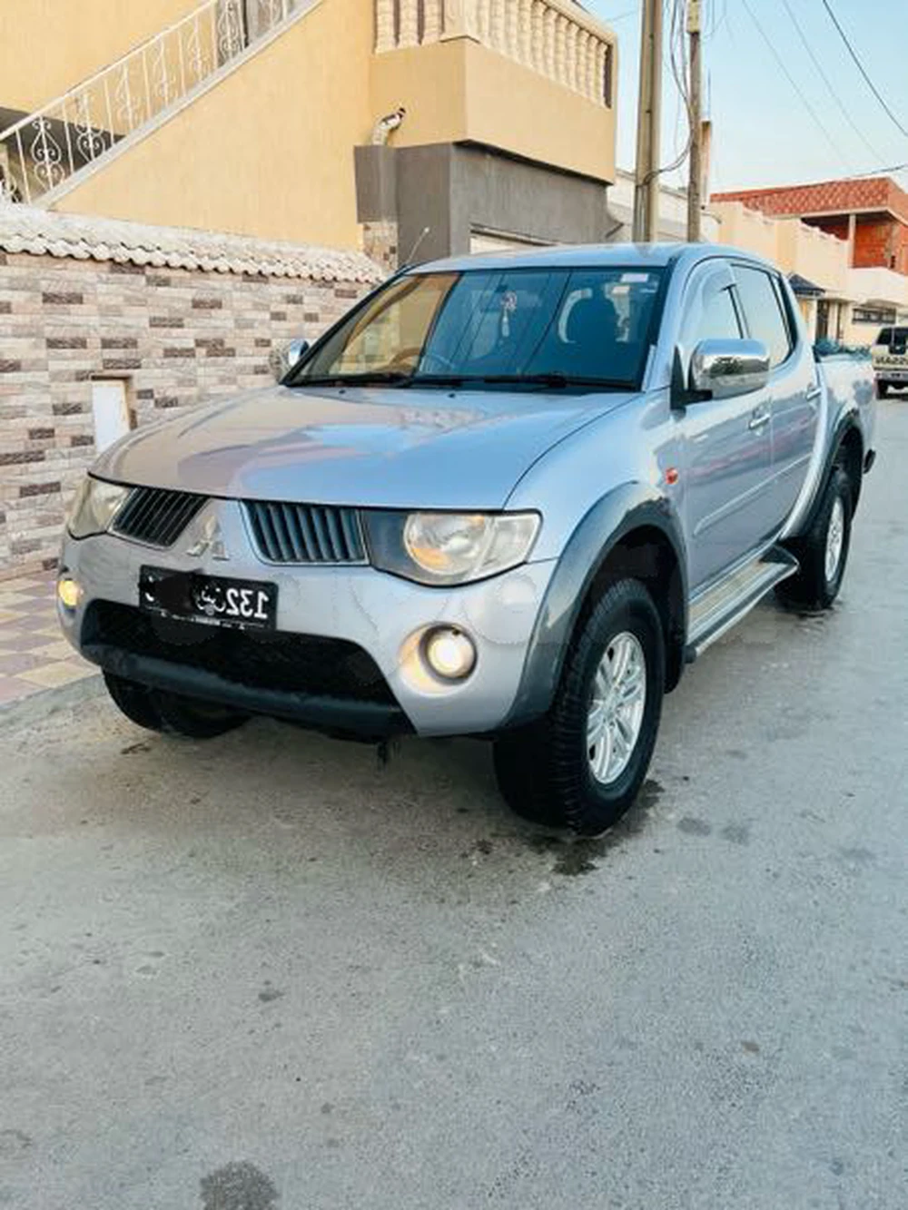 Mitsubishi L200