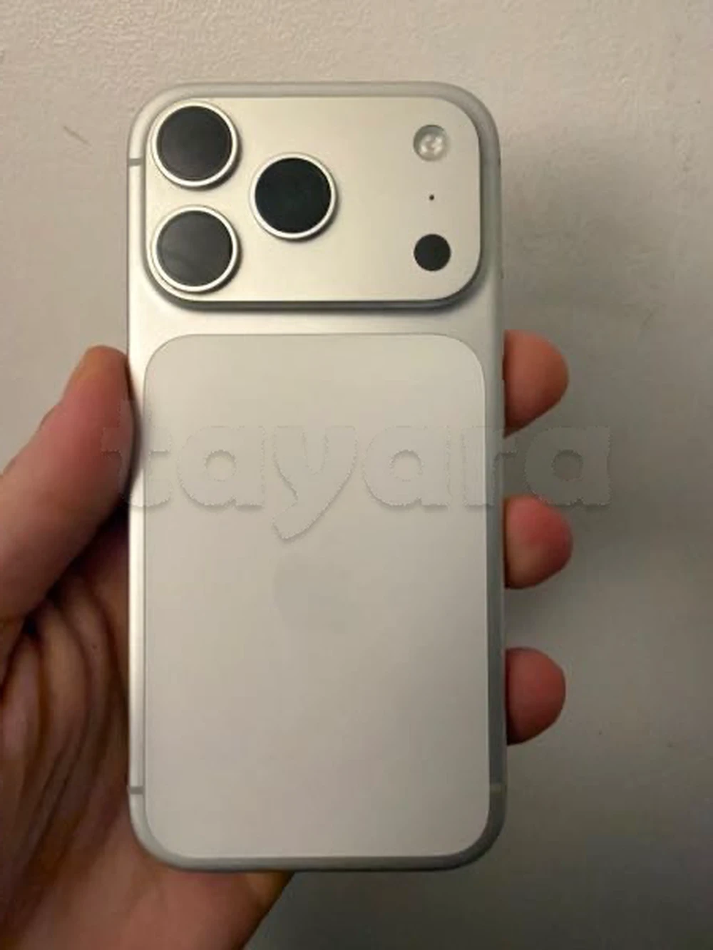 iPhone 17 pro comme neuf