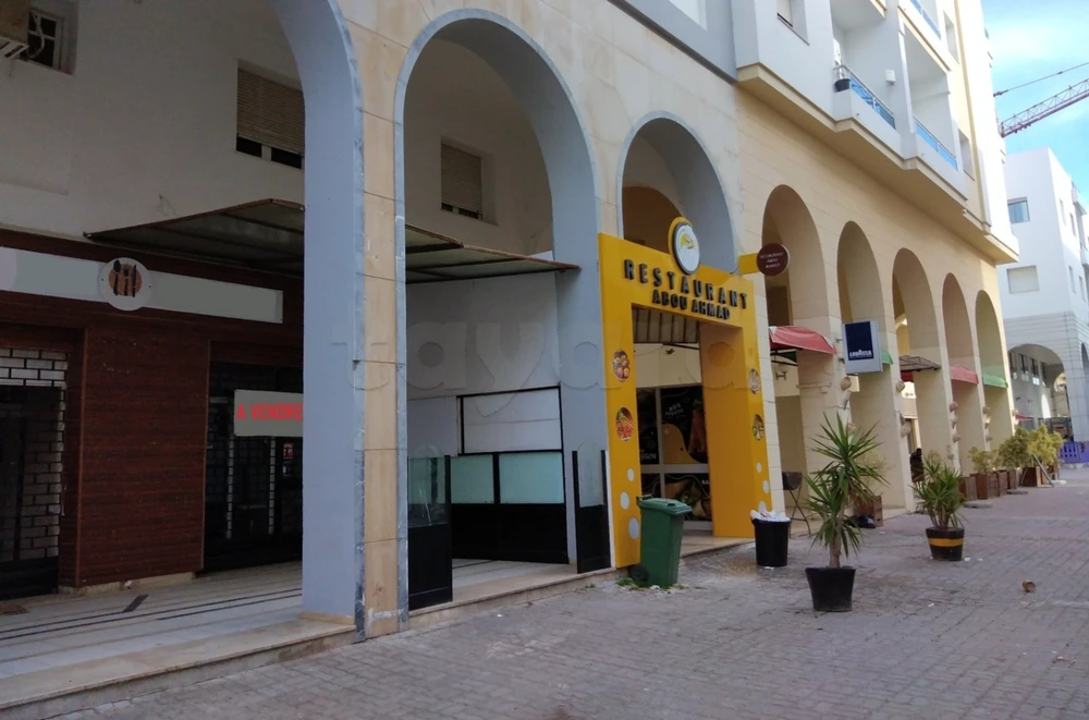 A Vendre Fond et Murs Magasin Lac1 Titre Foncier Individuel