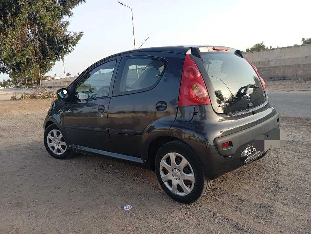 Peugeot 107