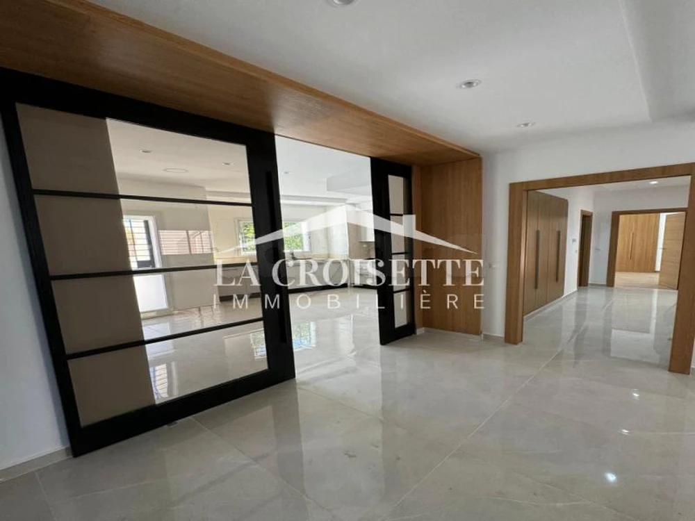 Appartement S+3 à louer aux Jardins de Carthage MAL0682