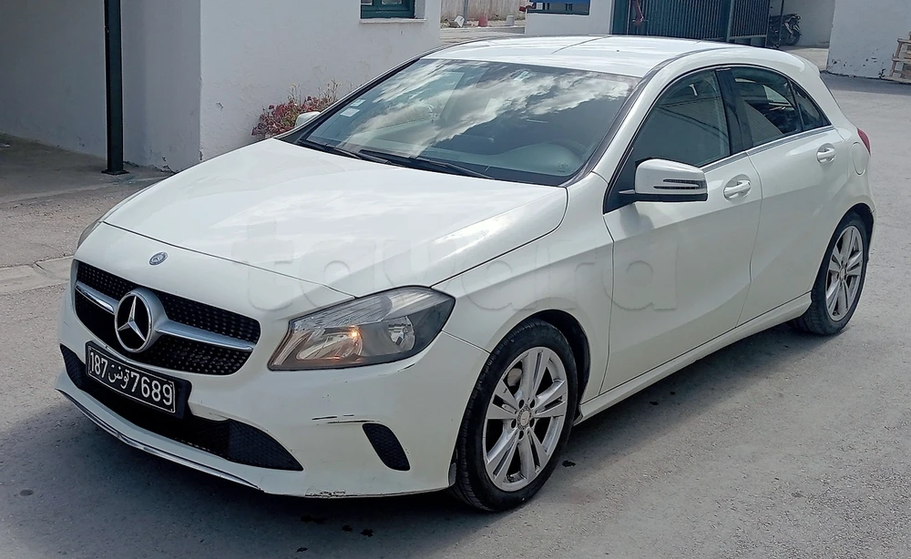 Carte voiture Mercedes-Benz Classe A