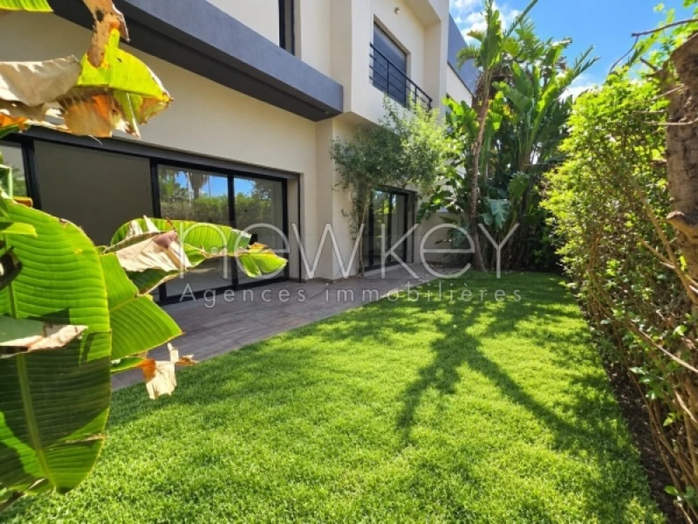 Un duplex avec Jardin à la Marsa