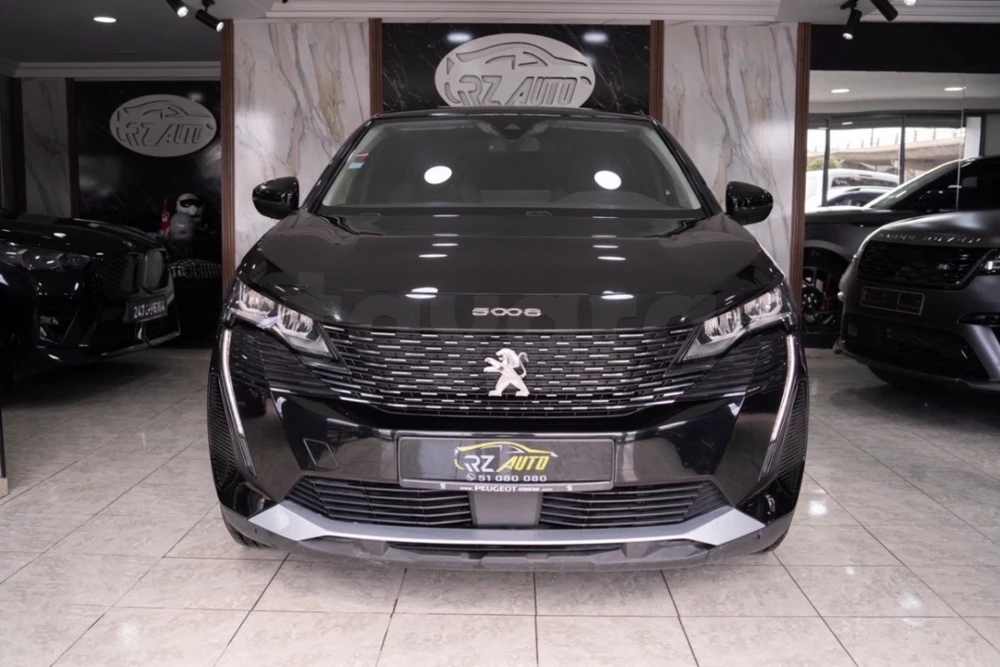 Carte voiture Peugeot 5008