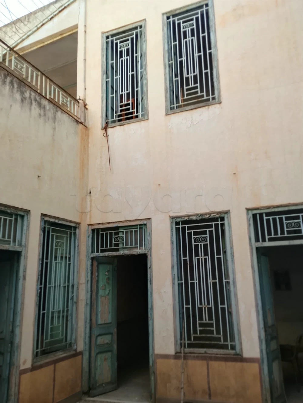 À VENDRE — MAISON R+1 À CÔTÉ DE LA JAMAA EZZITOUNA