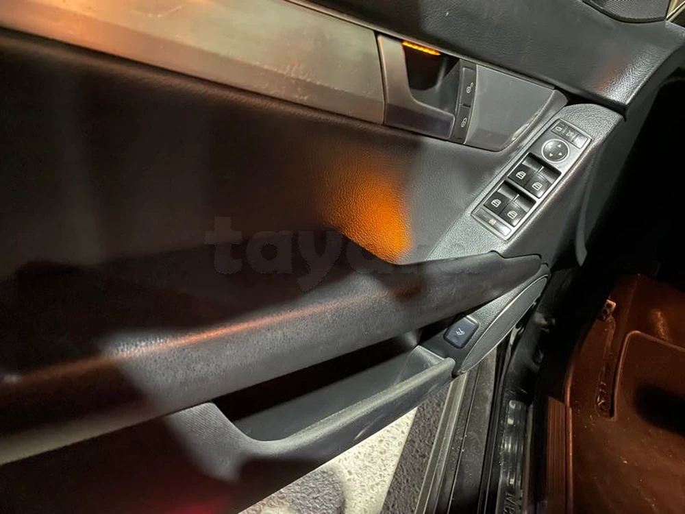 Carte voiture Mercedes-Benz Classe C