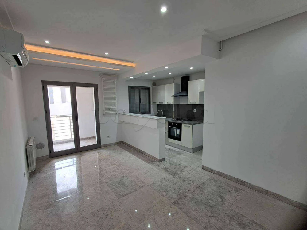 A LOUER – S+1 VIDE – 1050 DT – WAHAT – TEL 51004658 – T2.25