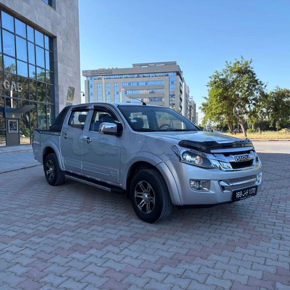 Carte voiture Isuzu D-Max