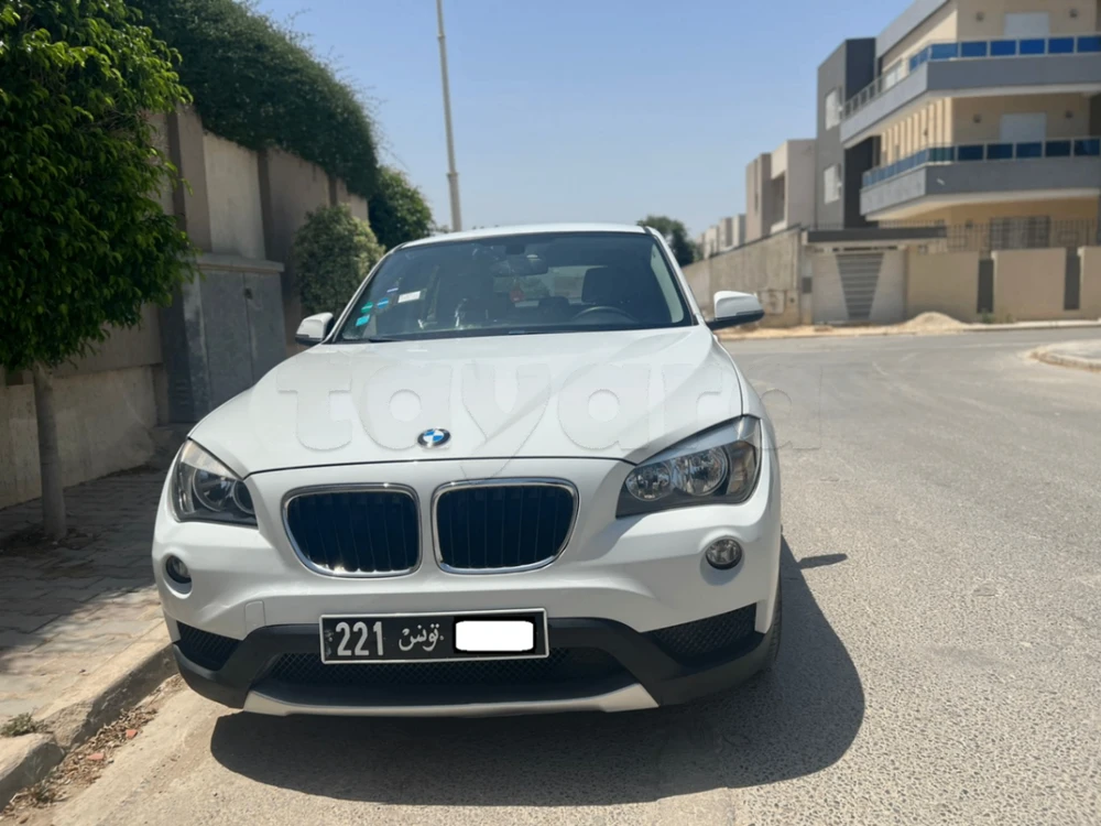 Carte voiture BMW X1