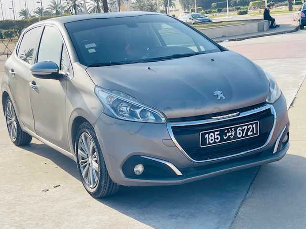 Carte voiture Peugeot 208