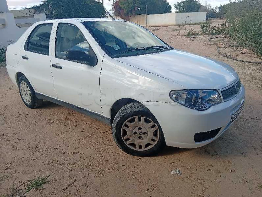 Carte voiture Fiat Siena