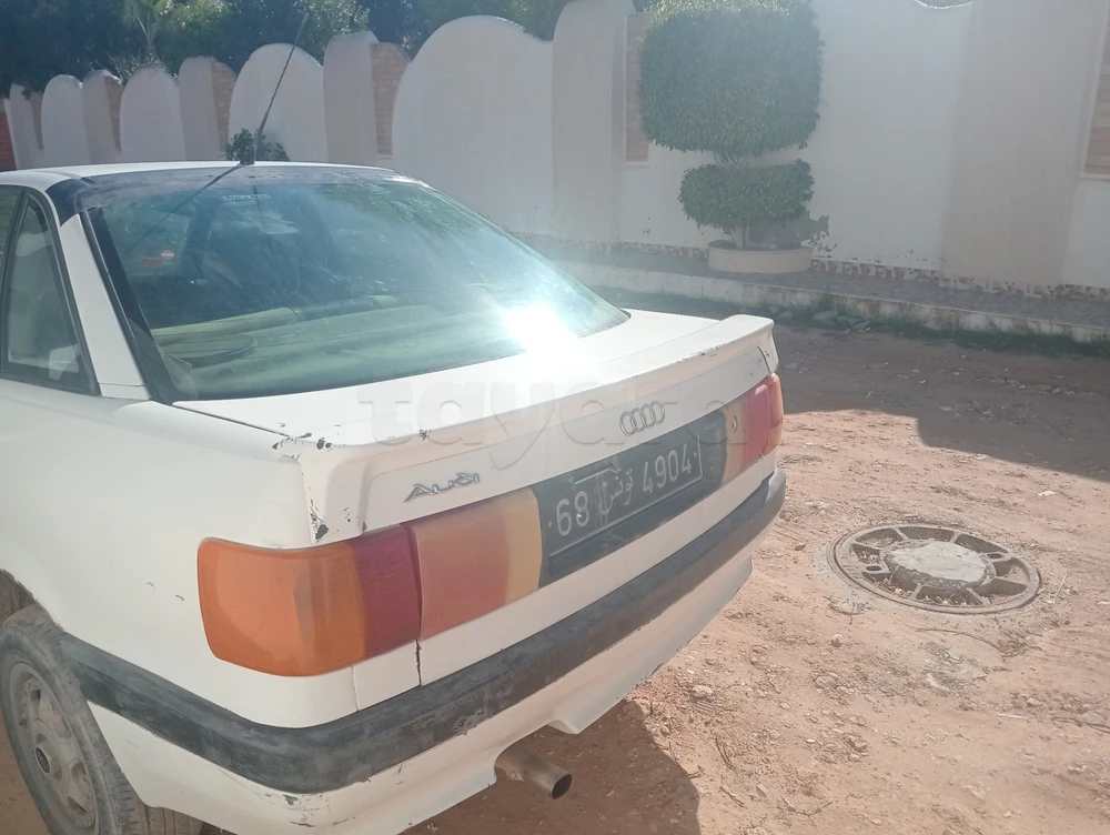 Carte voiture Audi 80