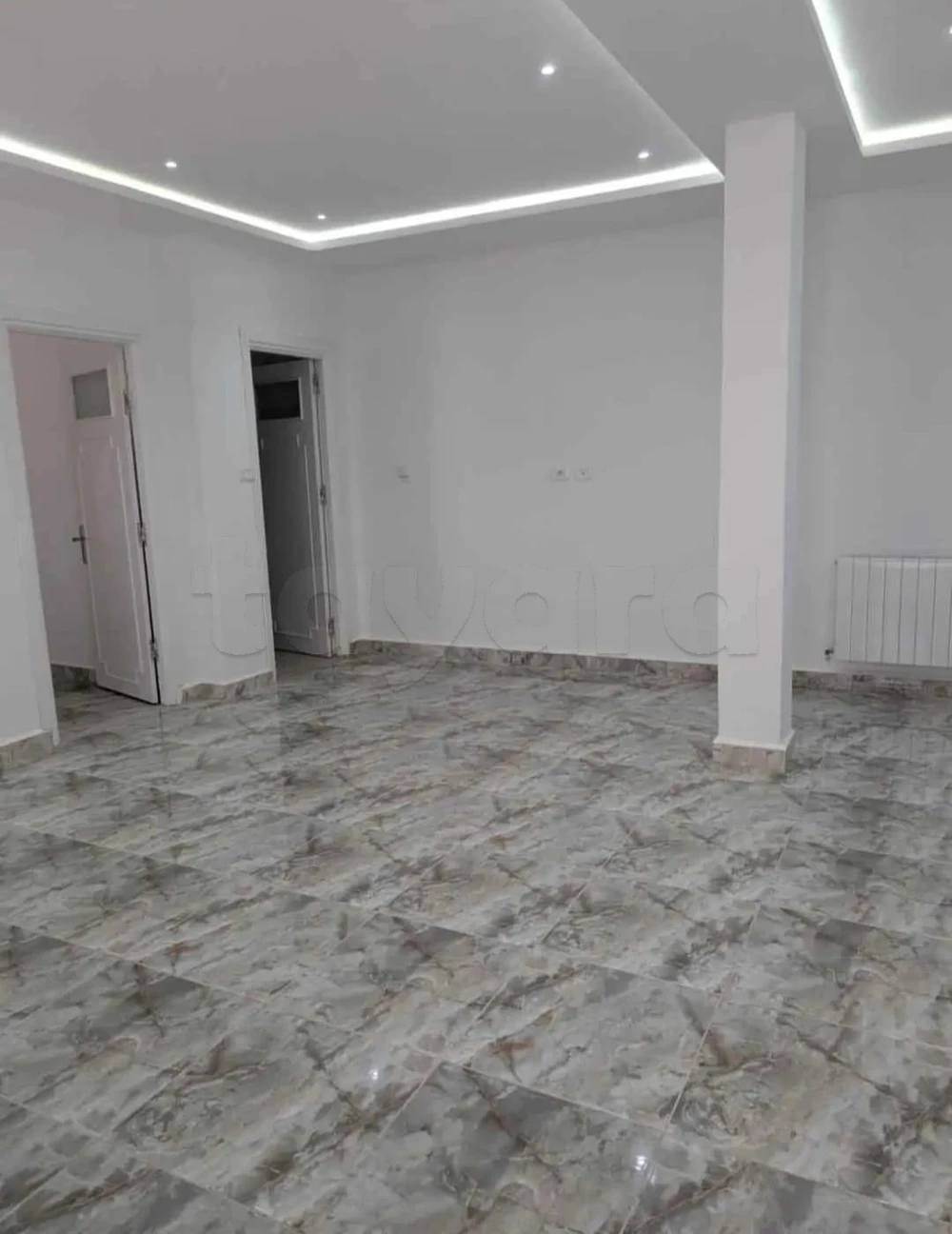 A louer un étage de villa S+2 au rdc