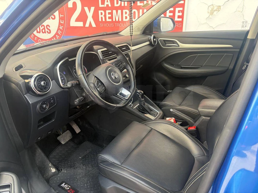 MG ZS