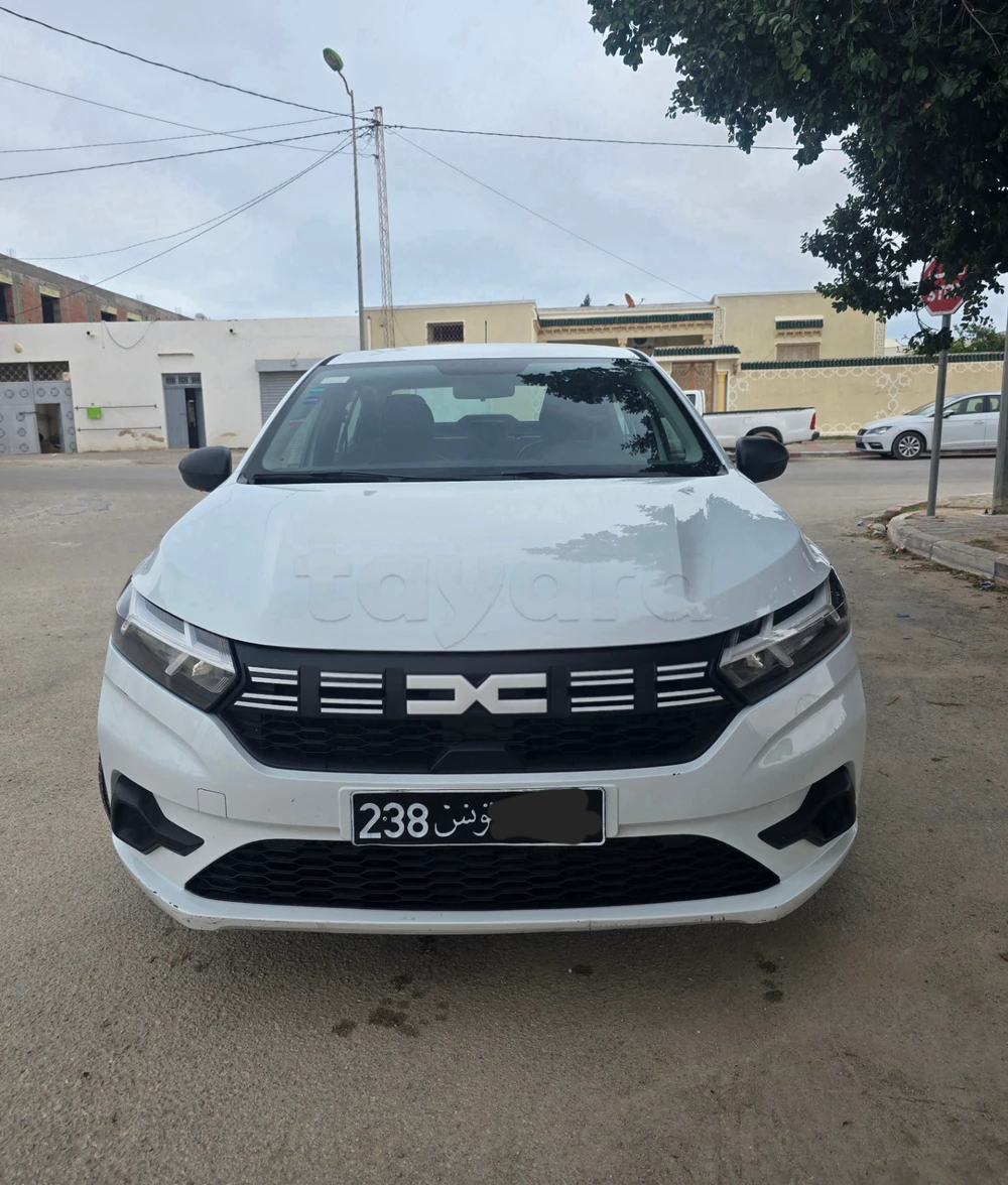 Carte voiture Dacia Logan