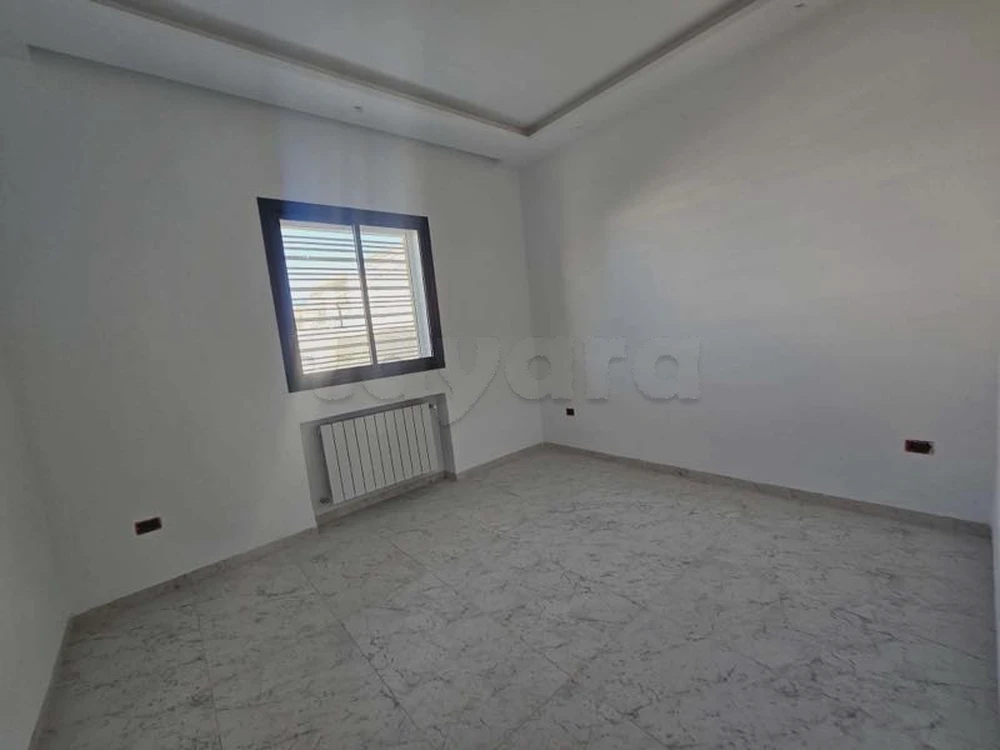 📍ENNKHILETE - ARIANA:  APPARTEMENT S+ 2 NEUF  AVEC JARDIN A LOUER - Vista 6