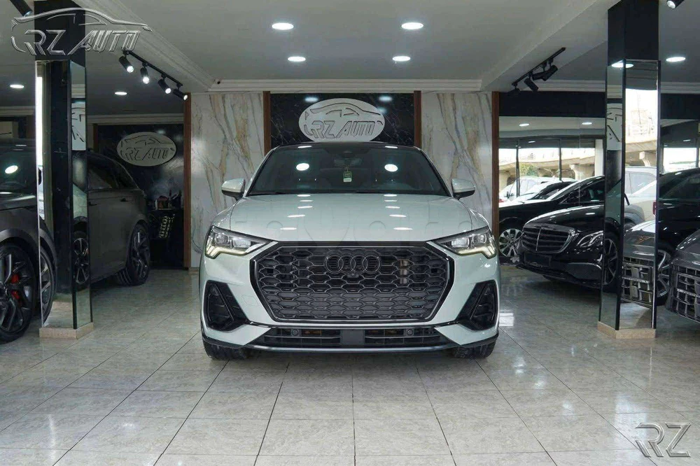 Carte voiture Audi Q3