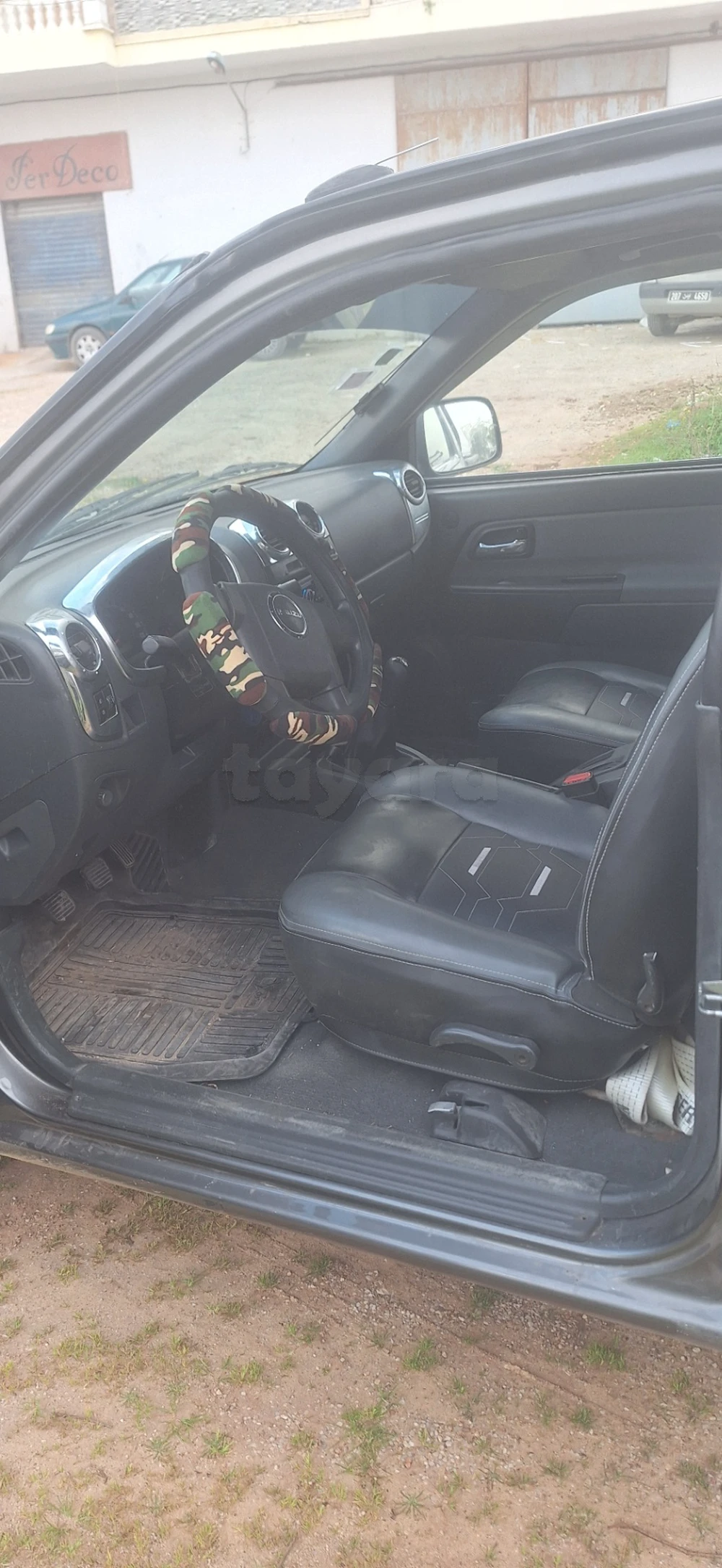 Carte voiture Isuzu D-Max