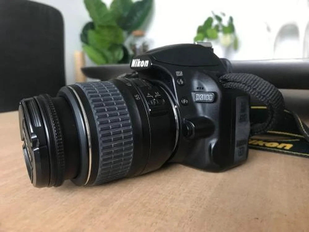 Nikon D3100