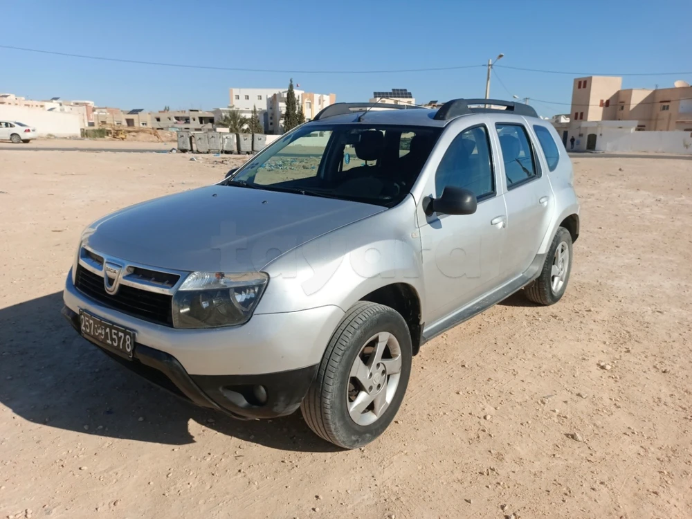 Carte voiture Dacia Duster