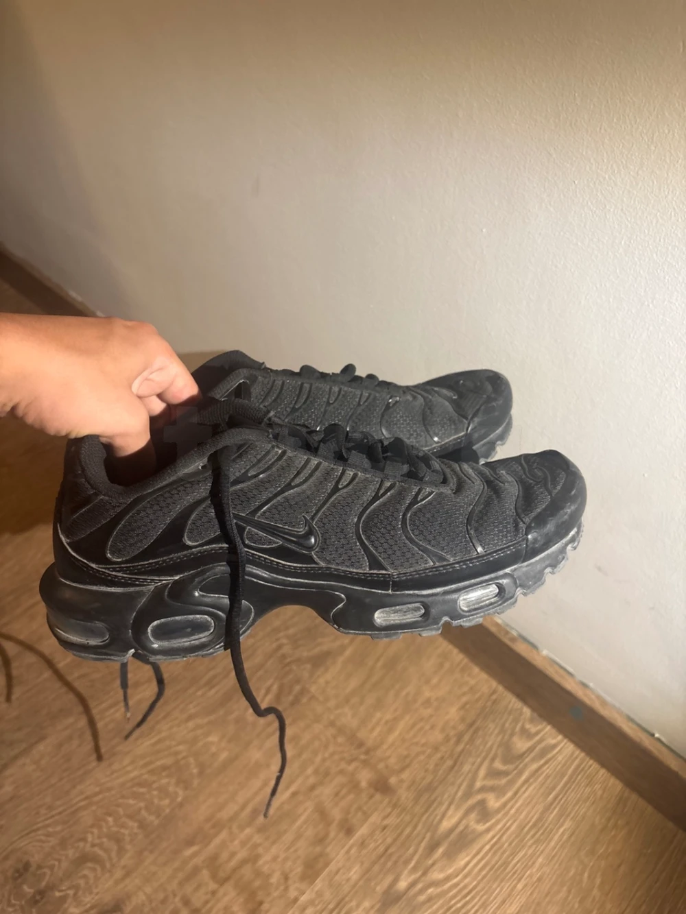 TN noir nike