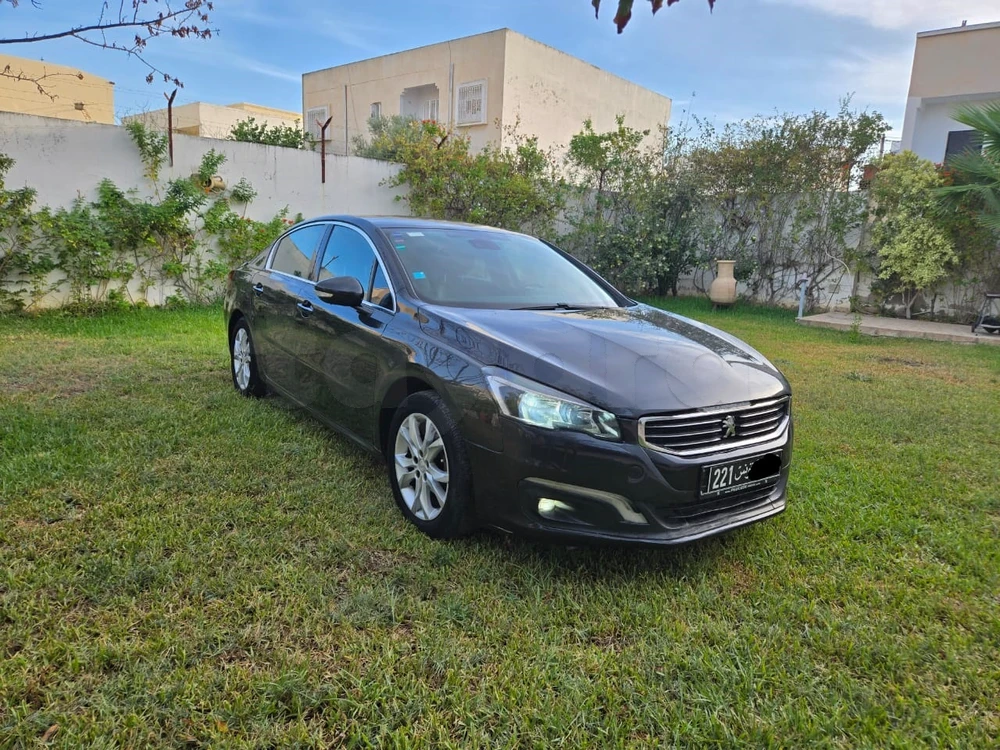 Carte voiture Peugeot 508