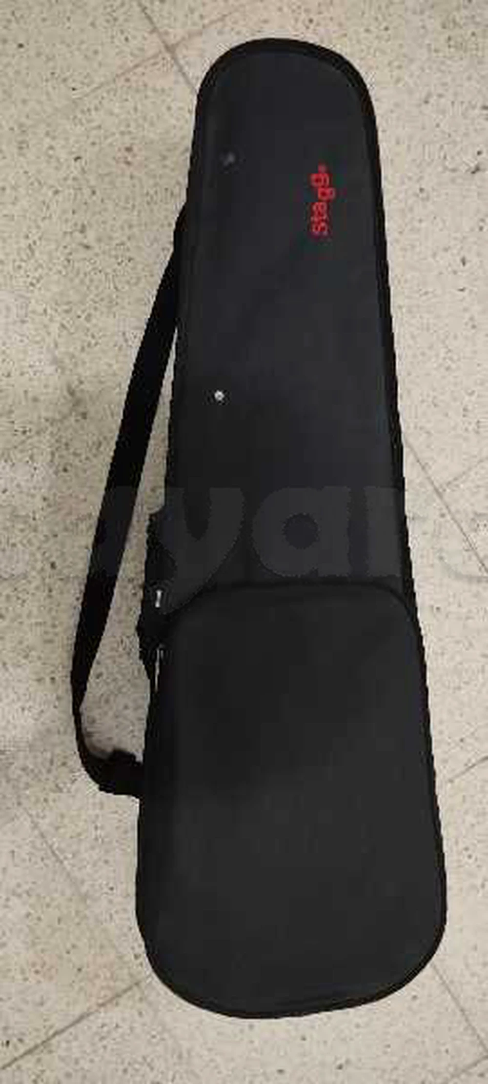 violon stagg 4/4