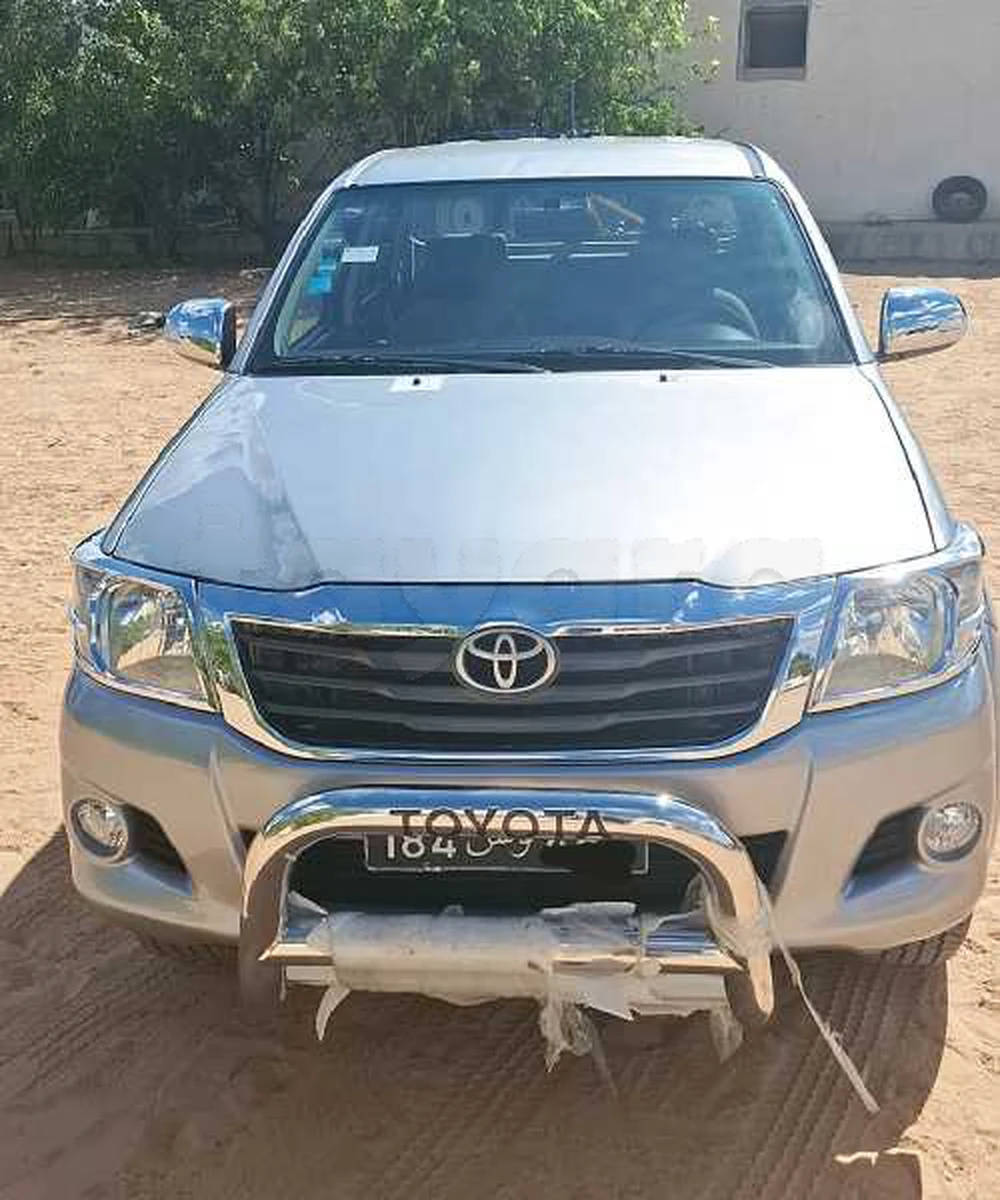 Carte voiture Toyota Hilux