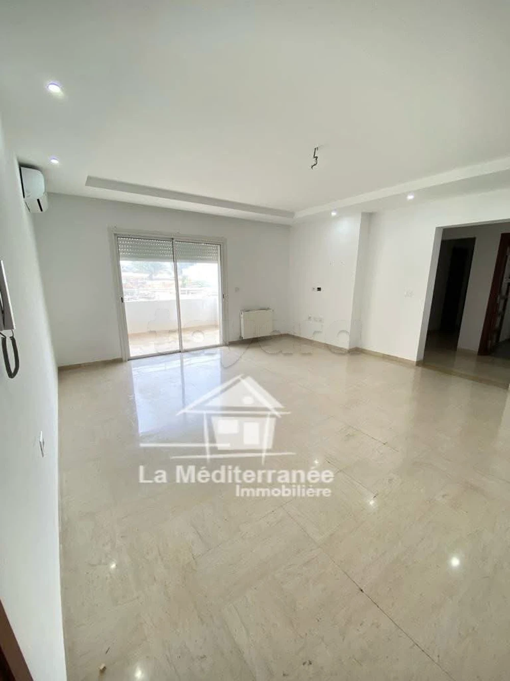 A louer appartement S+2 à EL agba diar ben mahmoud