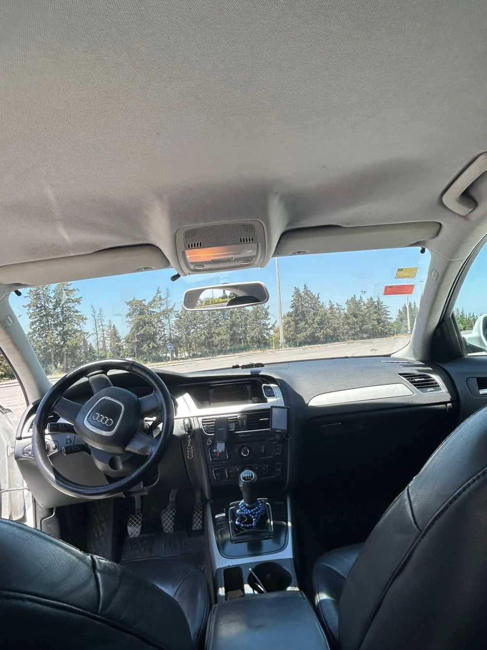 Carte voiture Audi A4