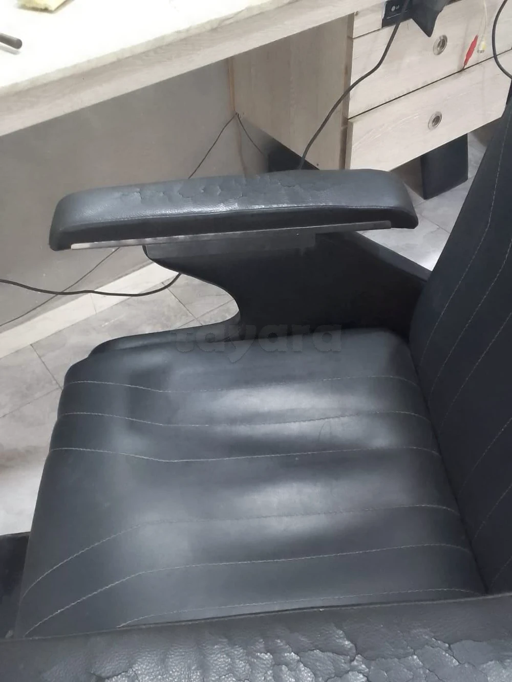 كرسي حجام avec pompe