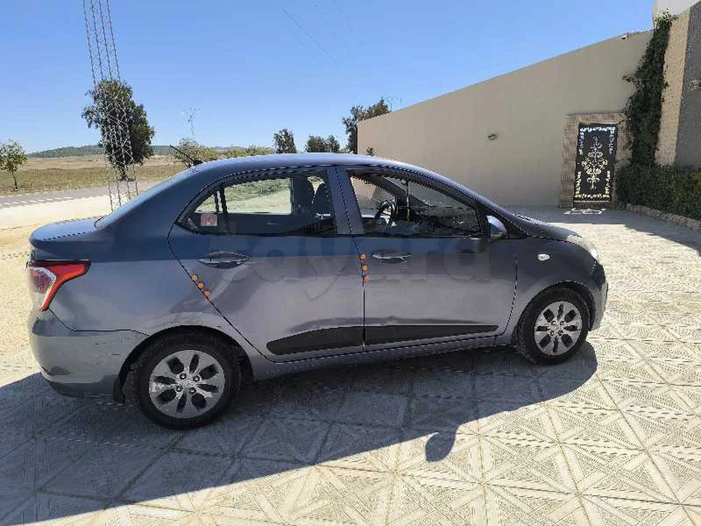 Carte voiture Hyundai i10