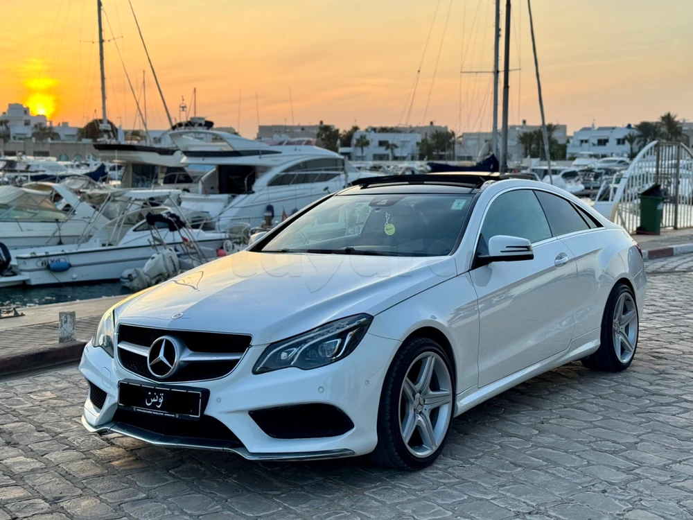 Carte voiture Mercedes-Benz Classe E