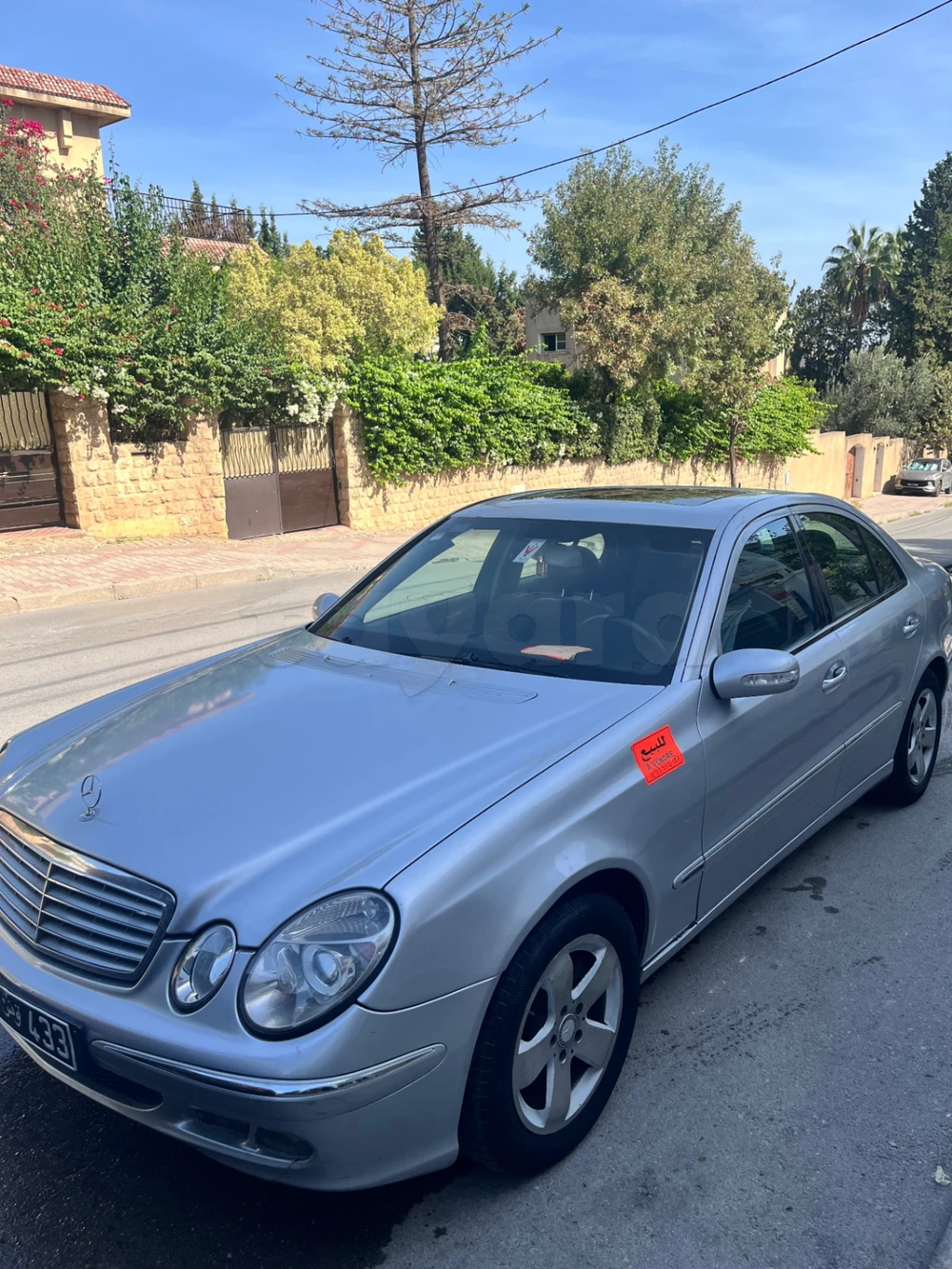 Mercedes E220 bien entretenue boite auto