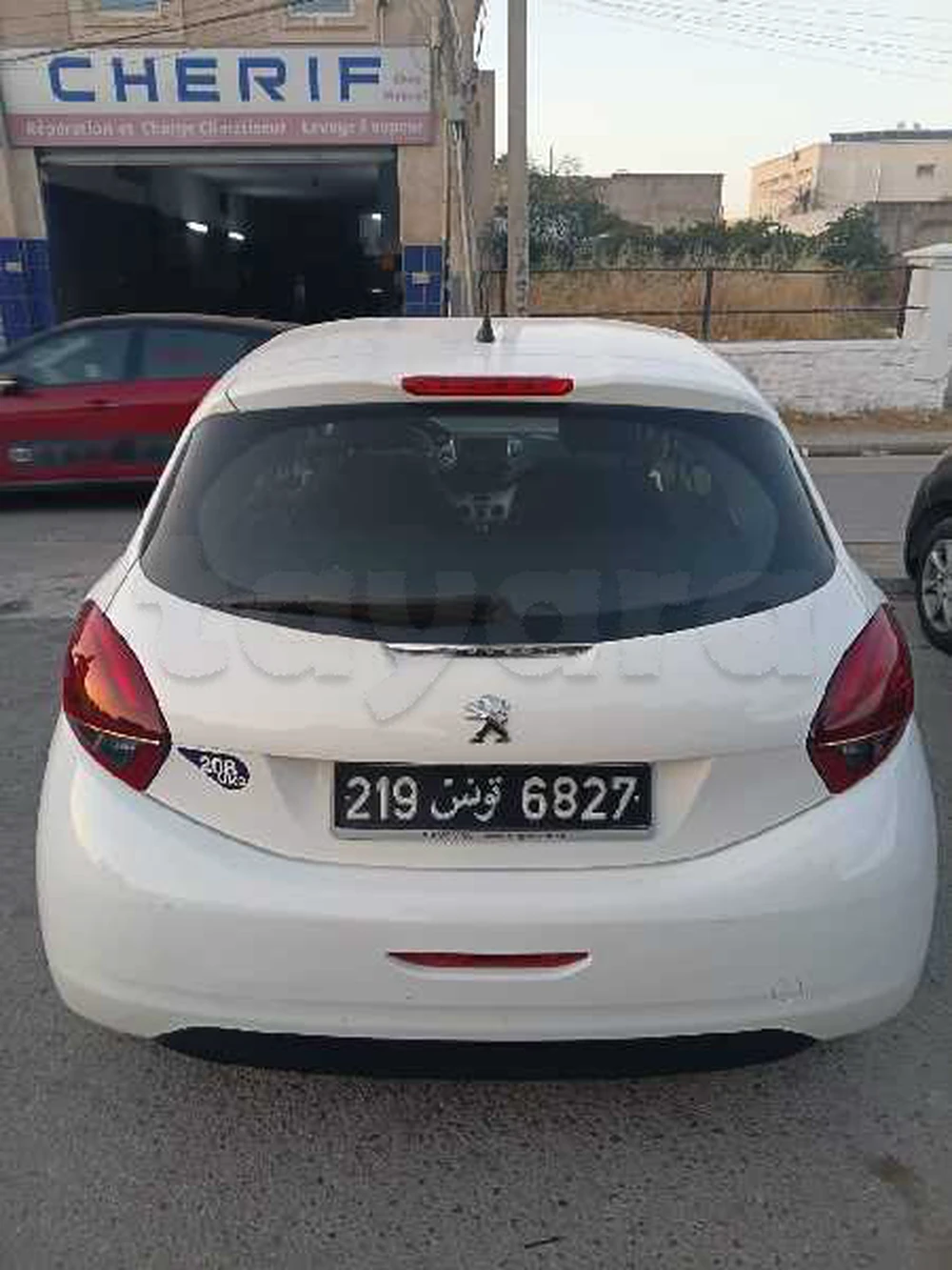 Peugeot 208