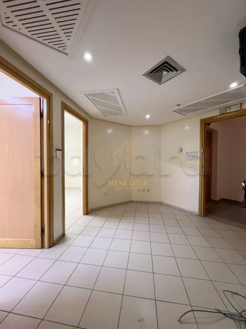 Location divers bureaux h2/h3/h4 à Montplaisir