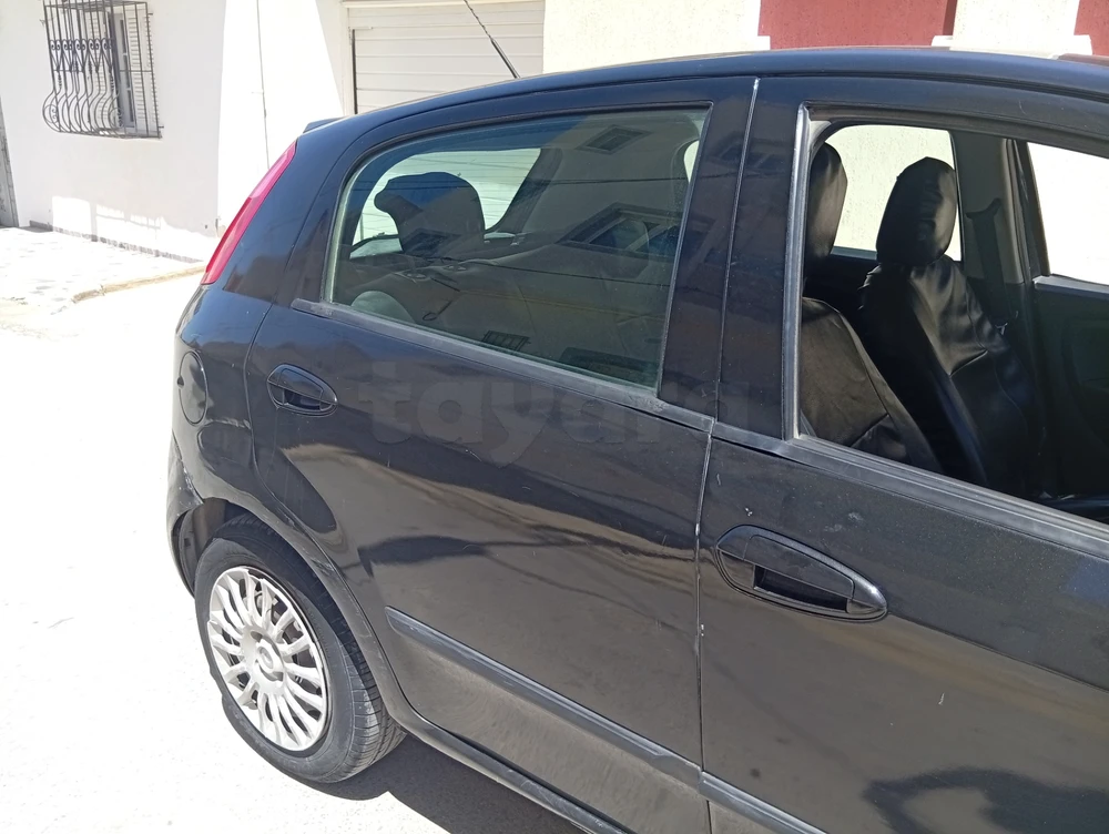 Carte voiture Fiat Grande Punto
