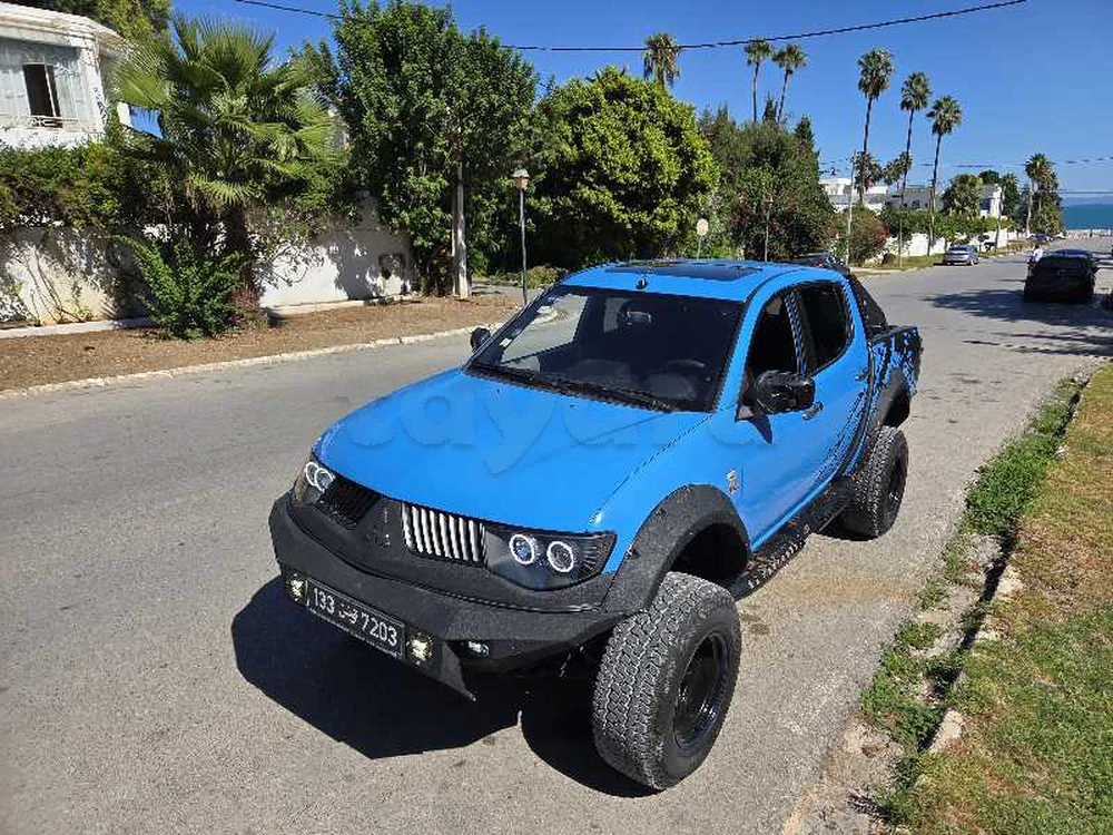Mitsubishi L200