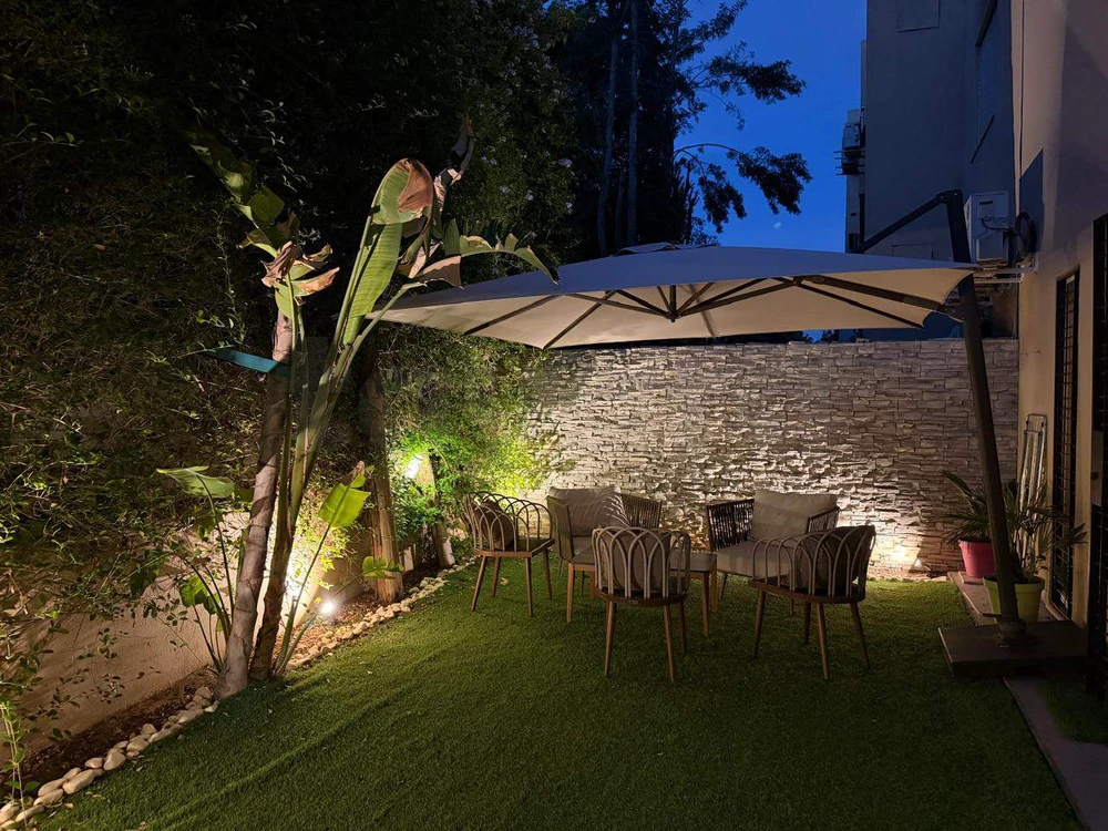 À vendre un duplex avec jardin à La Soukra