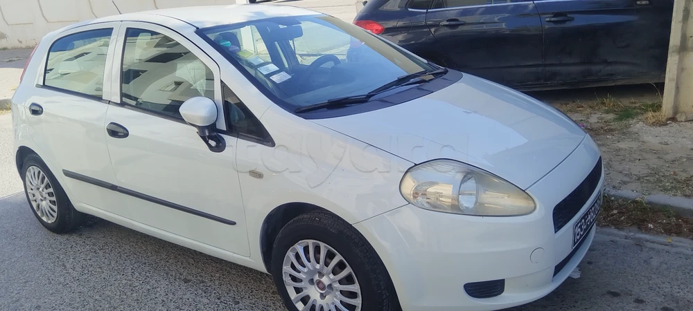 Carte voiture Fiat Grande Punto