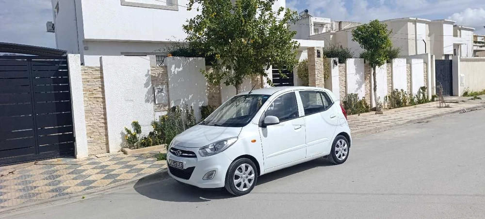 Carte voiture Hyundai i10